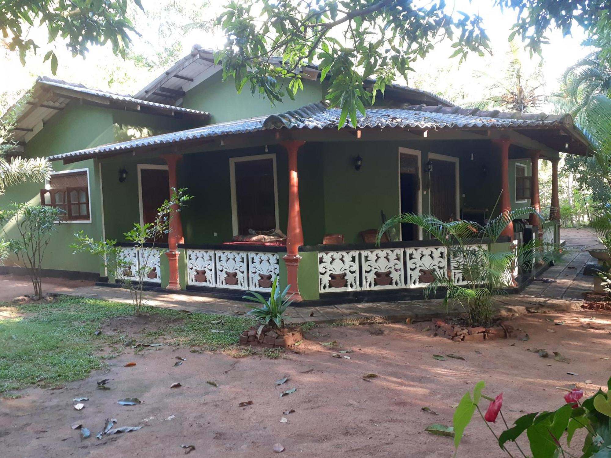 Green Bamboo House Sigiriya Exterior photo